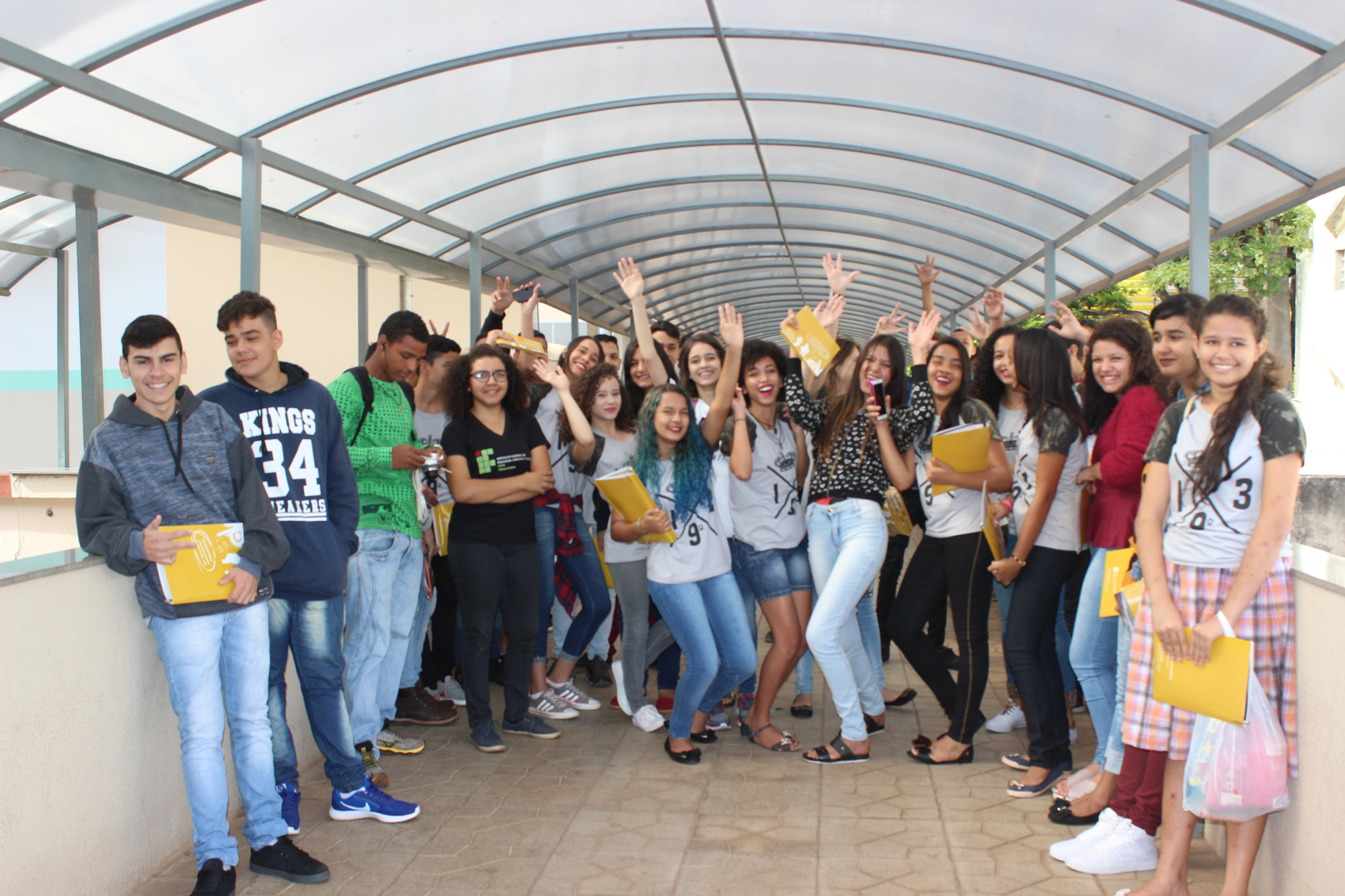 Estudantes do 9º ano da Escola Municipal Amâncio Seixo de Brito durante participação no projeto Conhecendo o IFG, no Câmpus Goiânia.